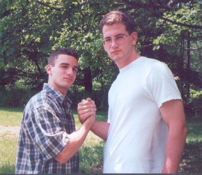 dillbradhandshake.jpg (54147 bytes)